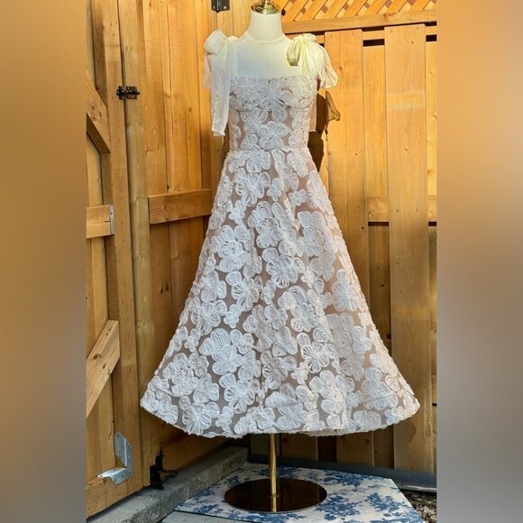 🆕 BRONX & BANCO 🧿 NWOT Sabrina White Bridal Midi Dress, Sz M / US 6 - Picture 3 of 15